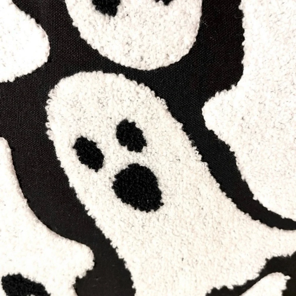 NWT- Black & White Flying Ghosts Halloween Accent Pillow. 17x17